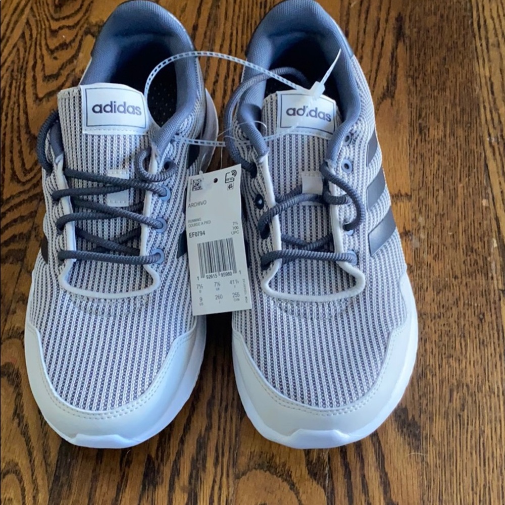 NWT adidas